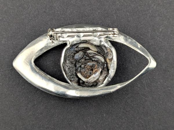 Chalcedonrose Brosche